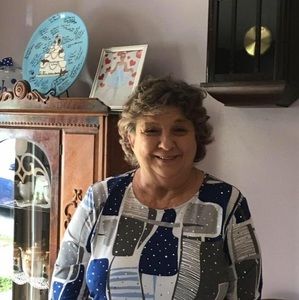 Meet your Posher, Deborah